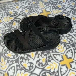 Chacos- great condition!